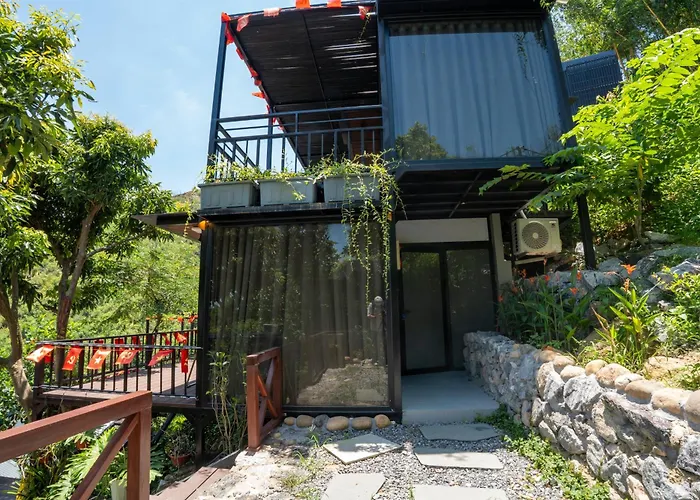 Hostal Grove By May5